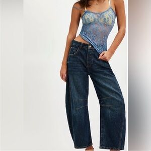 FREE PEOPLE WE THE FREE Good Luck Barrel Jeans Deep End Wash 27
